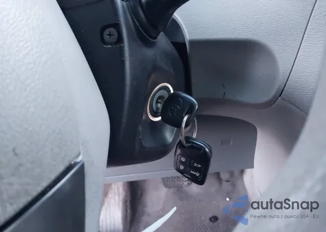 2011 Toyota Sienna Le from USA, damaged, VIN 5TDJK3DC9BS006030